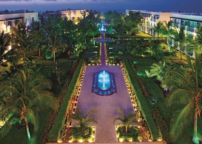 Dreams & Resort