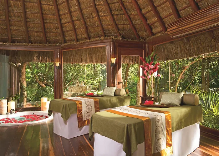 Dreams & Tulum
