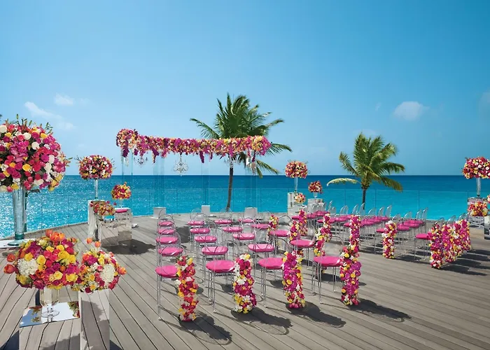 Dreams & Resort
